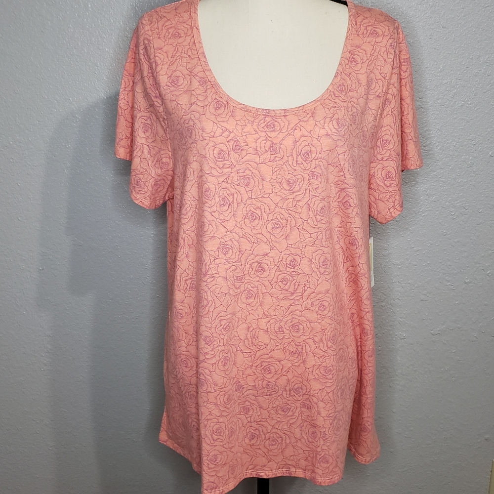 NWT LulaRoe 2xl Classic Tee